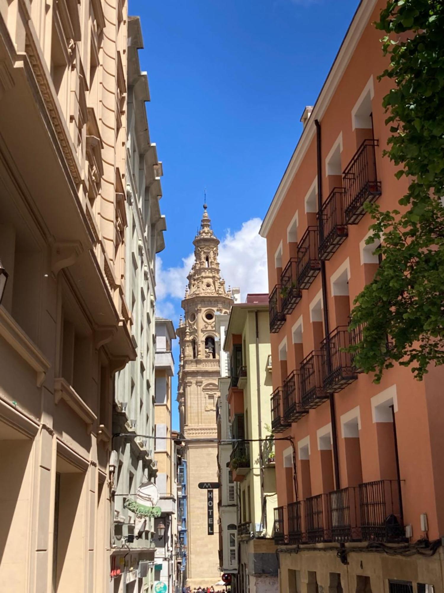 Mon Art Lägenhet Logroño Exteriör bild